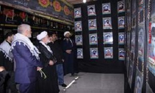 نمایشگاه یاد یاران در محوطه سازمان قضایی نیروهای مسلح برپا شد