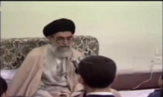 خاطره رهبر انقلاب از روز اولی که به مدرسه رفتند خاطره رهبر انقلاب از روز اولی که به مدرسه رفتند+ فیلم