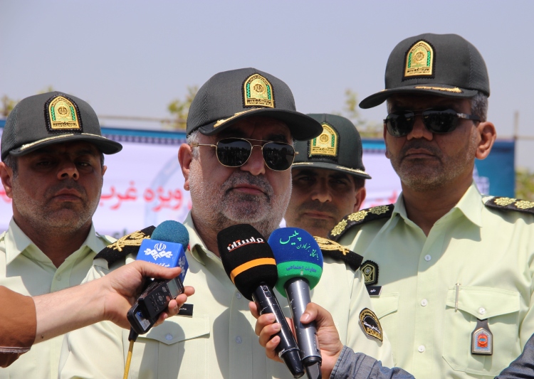 انهدام ۱۰ باند قاچاق و کشف کالای قاچاق به ارزش ۸۱۷ میلیارد