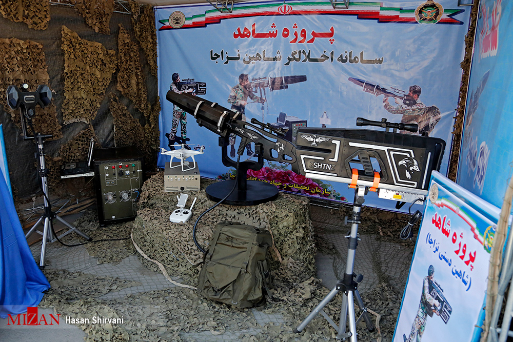 اخلالگر ارتباطی محمول بر پهپاد و رادار تصویربرداری رونمایی شد اخلالگر ارتباطی محمول بر پهپاد و رادار تصویربرداری رونمایی شد