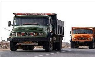 ۱۱ نفر به اتهام تعرض به کامیونهای باری در سطح جادهها دستگیر شدند ۱۱ نفر به اتهام تعرض به کامیونهای باری در سطح جادهها دستگیر شدند
