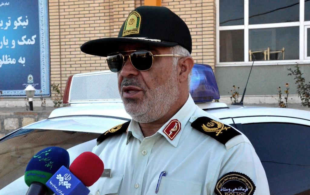 دستگیری عوامل تولید و توزیع مشروبات مرگبار در خراسان شمالی دستگیری عوامل تولید و توزیع مشروبات مرگبار در خراسان شمالی
