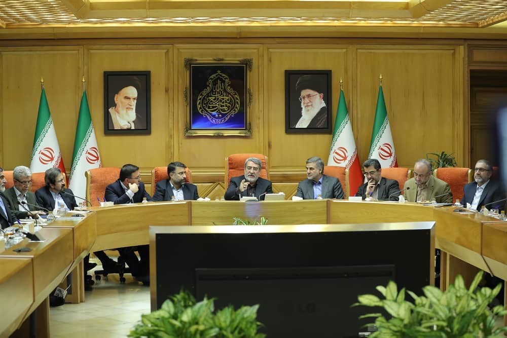وزیر کشور جزئیات دومین جلسه ستاد اطلاع رسانی و تبلیغات اقتصادی کشور راتشریح کرد وزیر کشور جزئیات دومین جلسه ستاد اطلاع رسانی و تبلیغات اقتصادی کشور راتشریح کرد
