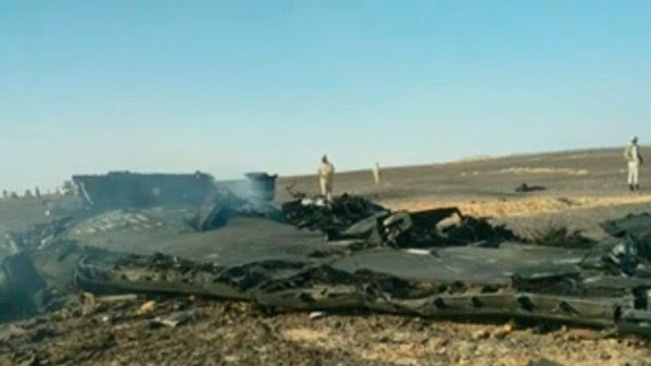 نخستین تصاویر هواپیمای ساقط شده روسیه در مصر نخستین تصاویر هواپیمای ساقط شده روسیه در مصر