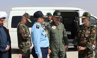 سرلشکر موسوی از پایگاه هوایی شهید نوژه بازدید کرد