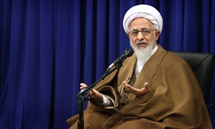 هر جا سنت، حُسن خود را از فقه گرفت می‌توان به آن عمل کرد