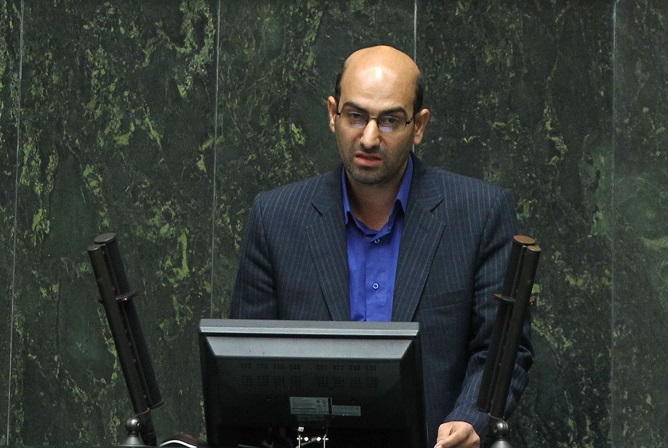 کاهش ۴۳ درصدی زندانیان با طرح «کاهش عناوین مجرمانه» و لایحه «حبس زدایی»/ ۲۶۰۰ عنوان مجرمانه داریم که در مقایسه با کشور‌های مختلف خیلی زیاد نیست