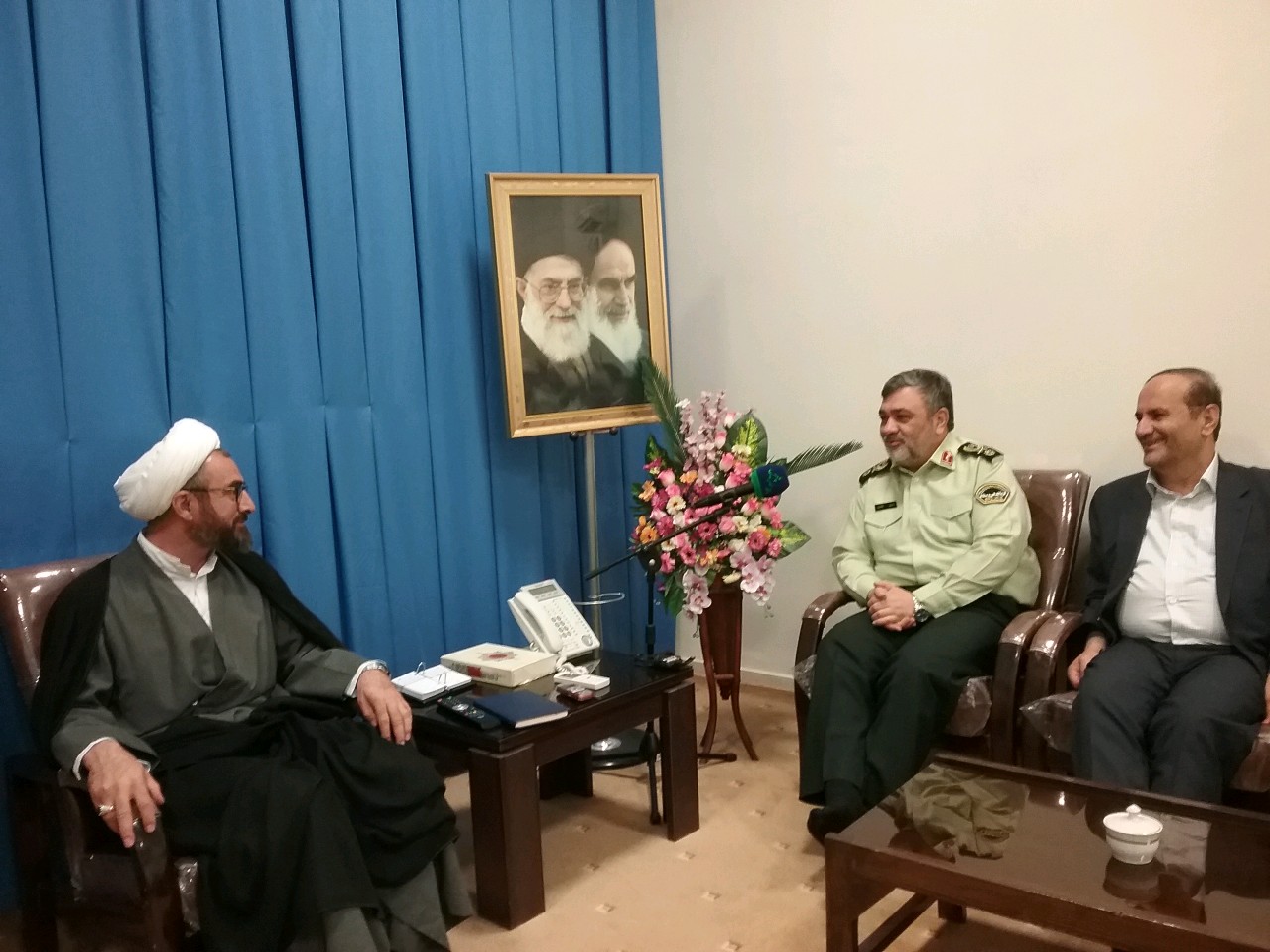 حداکثر زمان عبور زائران با مدارک قانونی بین ۳ تا ۵ ثانیه/ پایش تصویری مسیر زائران توسط سیستم‌های مانیتورینگ