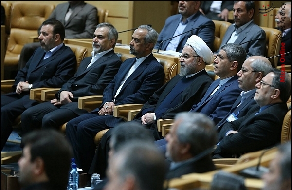 معرکه عملیات روانی دشمن/ خریداران حریص فروشندگان طماع/ مقابله با یکجانبه‌گرایی امریکا