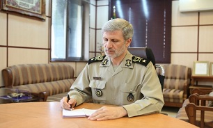 امیر حاتمی درگذشت پدر فرمانده نیروی هوافضای سپاه را تسلیت گفت