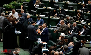 موافقان و مخالفان وزیر پیشنهادی اقتصاد و امور دارایی چه گفتند؟