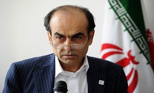 عرضه نفت در بورس انرژی باعث تنوع خریداران نفت می‌شود/باید به فروش نفت در بورس اعتفاد داشته باشیم