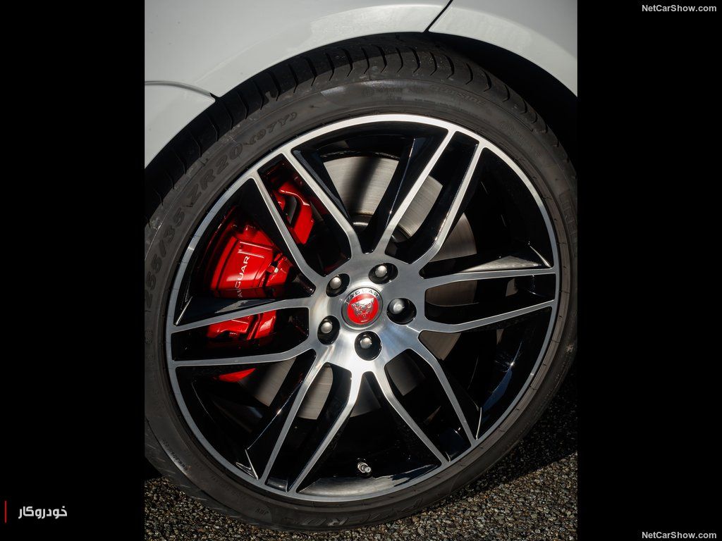 تصاویری از یک چموش زیبا به نام؛ Jaguar F-Type Chequered Flag Edition 2019 تصاویری از یک چموش زیبا به نام؛ Jaguar F-Type Chequered Flag Edition 2019