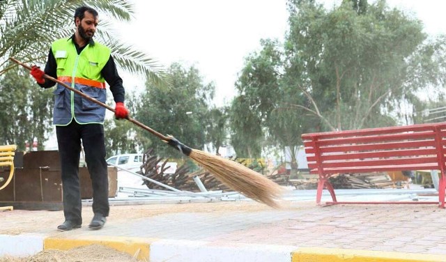 جمعآوری روزانه ۳ هزار تن زباله در کربلا توسط خدامالحسین جمعآوری روزانه ۳ هزار تن زباله در کربلا توسط خدامالحسین