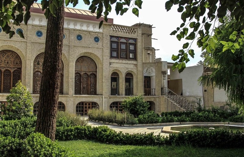 برگزاری مناقصه برای اجرای پروژه راستههای فرهنگی/آمادگی برای مرمت خانه وثوق الدوله برگزاری مناقصه برای اجرای پروژه راستههای فرهنگی/آمادگی برای مرمت خانه وثوق الدوله