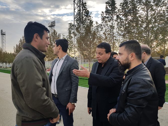 بازدید نماینده فیفا از نصب چمن مصنوعی در مرکز ملی فوتبال
