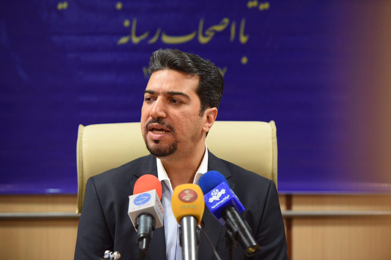 توزیع لاستیک نصف قیمت به ۸۰ هزار تاکسی در تهران توزیع لاستیک نصف قیمت به ۸۰ هزار تاکسی در تهران