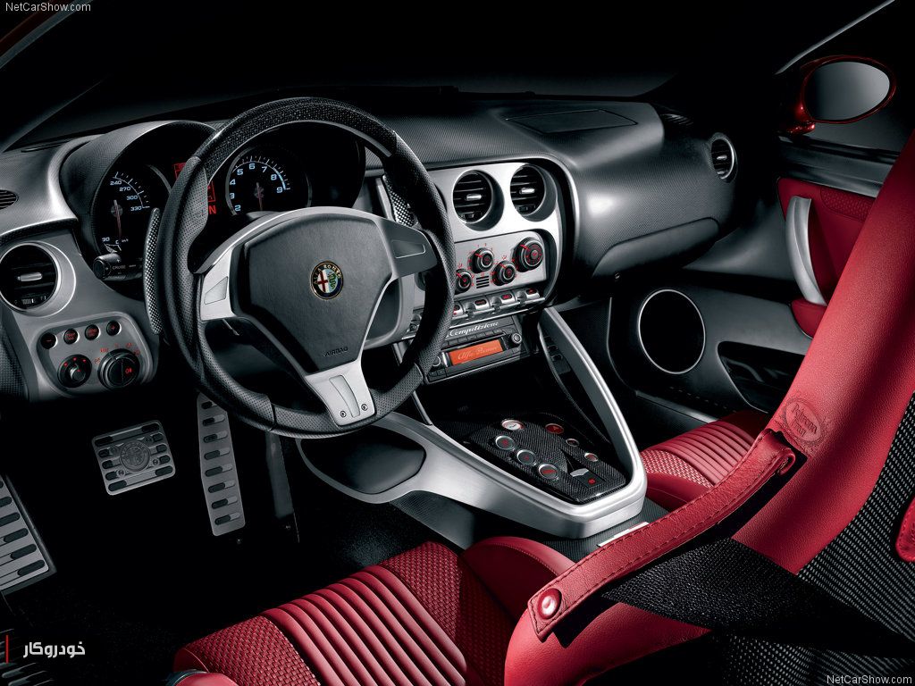 تصاویری از Alfa Romeo 8c Competizione (2007)؛ یک جاده پیما بازیگوش!