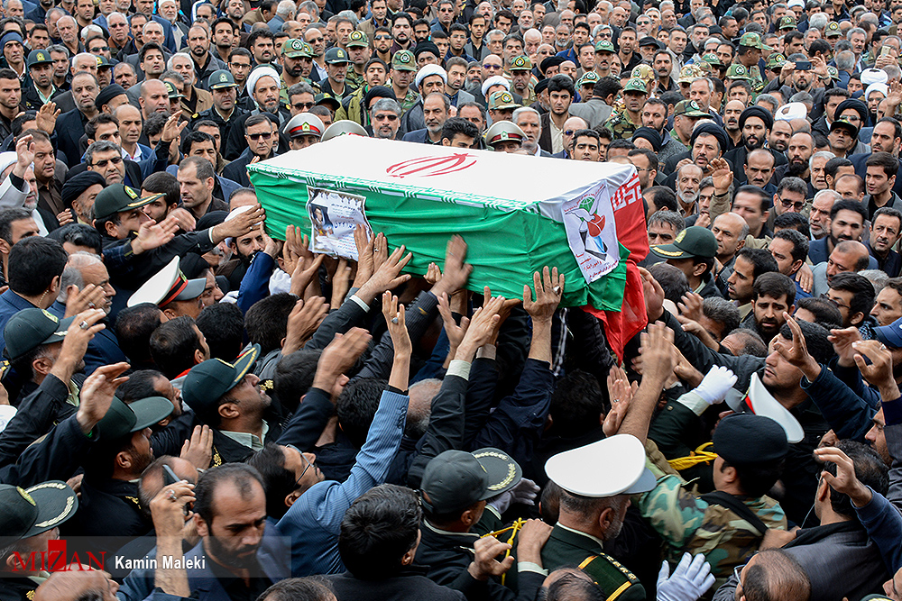 تشییع باشکوه شهید نورخدا موسوی /ابلاغ پیام تبریک و تسلیت دفتر رهبری به خانواده شهید نورخدا تشییع باشکوه شهید نورخدا موسوی /ابلاغ پیام تبریک و تسلیت دفتر رهبری به خانواده شهید نورخدا
