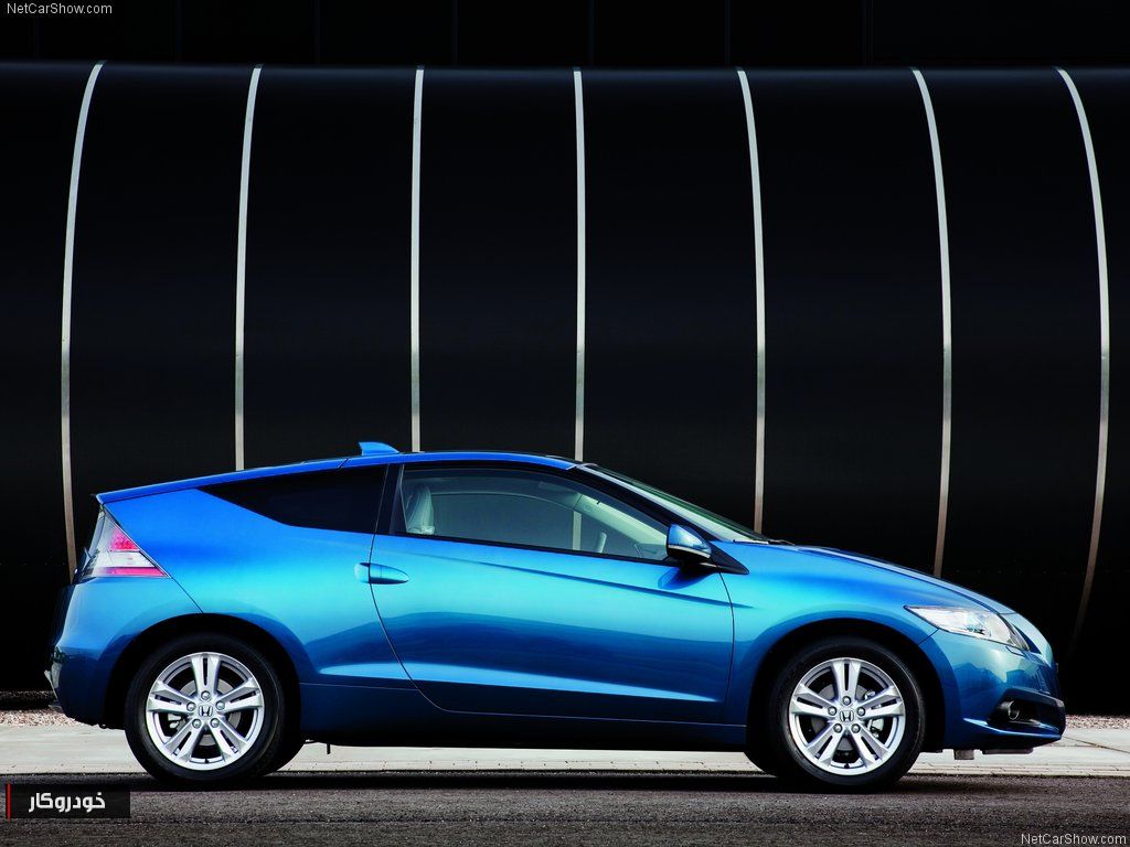 تصاویری از Honda CR-Z 2011؛ بچه لوس جاده ها! تصاویری از Honda CR-Z 2011؛ بچه لوس جاده ها!