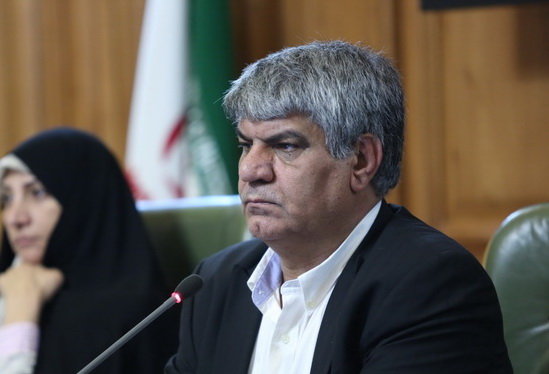 شهردار تا پایان مهلت قانونی میتواند از تمام اختیاراتش استفاده کند شهردار تا پایان مهلت قانونی میتواند از تمام اختیاراتش استفاده کند