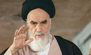 بازخوانی واکنش امام خمینی به درخواست مذاکره با امریکا در سال ۶۷:/امام راحل : رابطه ایران و امریکا، رابطه گرگ‌ومیش است و هرگز بین این دو آشتی نیست