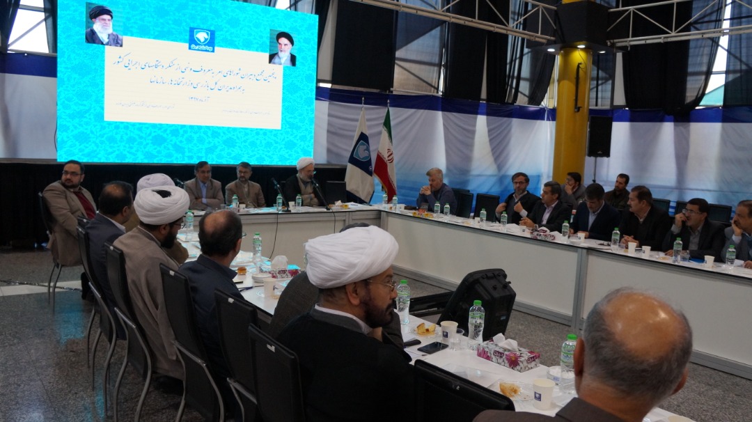 جامعه ای که شفافیت در آن حاکم نیست جامعه نفاق است جامعه ای که شفافیت در آن حاکم نیست جامعه نفاق است