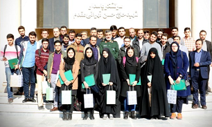 سردار حاجی‌زاده از برگزیدگان کنکور ۹۷ تقدیر کرد