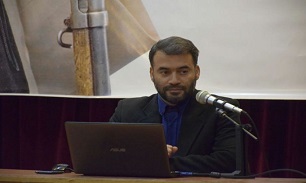 مداخل و تعریف منطقی آنها با گفتمان دین مبین اسلام تدوین و نشر یابد