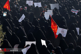 «چهل سالگی انقلاب»دوران پیری و عقبگرد نیست بلکه زمان پختگی و نشاط است