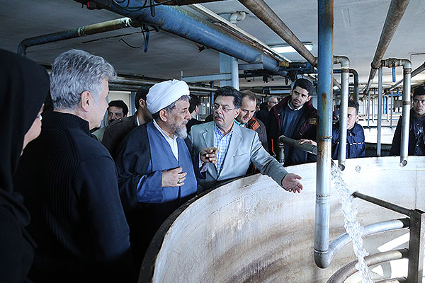 بازدید رئیس کل دادگستری قزوین از ۵ واحد صنعتی و تولیدی در شهرستان بویین زهرا در راستای رفع موانع و مشکلات تولید بازدید رئیس کل دادگستری قزوین از ۵ واحد صنعتی و تولیدی در شهرستان بویین زهرا در راستای رفع موانع و مشکلات تولید
