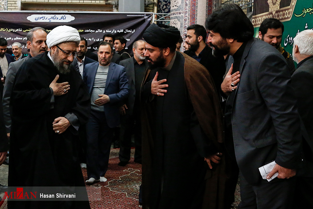 آغاز مجلس بزرگداشت آیتالله هاشمیشاهرودی در مسجد ارگ تهران + تصاویر آغاز مجلس بزرگداشت آیتالله هاشمیشاهرودی در مسجد ارگ تهران + تصاویر