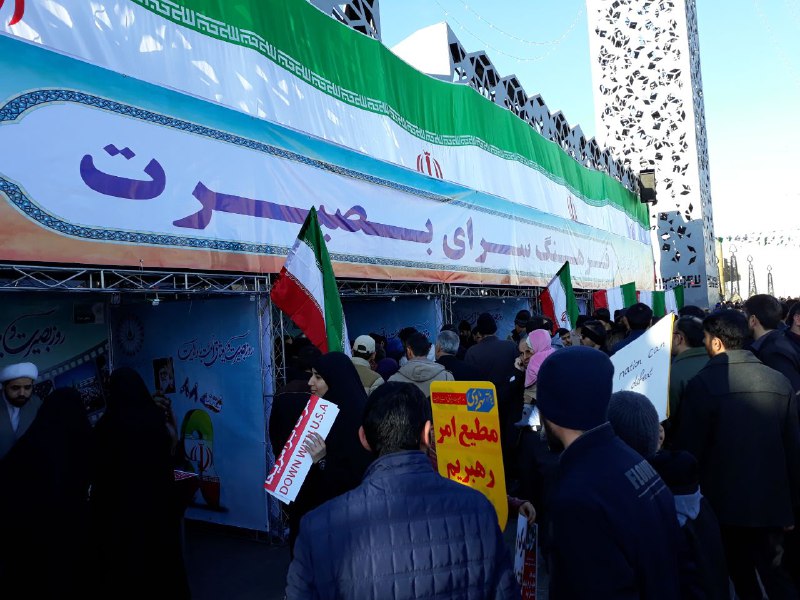 طنین شعار «مرگ بر فتنه‌گر» در مراسم گرامیداشت «یوم‌الله ۹ دی‌»/ چهل سال ولایتمداری، بصیرت و استقامت با حضور گسترده مردم ایران اسلامی + حاشیه‌ها و تصاویر