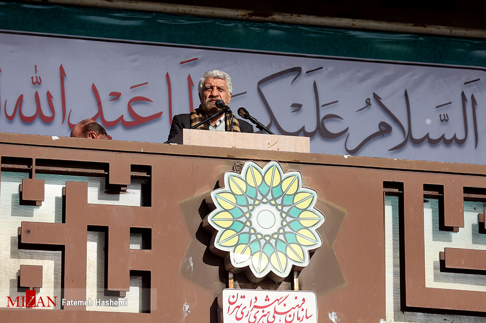 طنین شعار «مرگ بر فتنه‌گر» در مراسم گرامیداشت «یوم‌الله ۹ دی‌»/ چهل سال ولایتمداری، بصیرت و استقامت با حضور گسترده مردم ایران اسلامی + حاشیه‌ها و تصاویر
