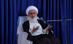 مردم ولی نعمت و صاحبان واقعی انقلاب هستند