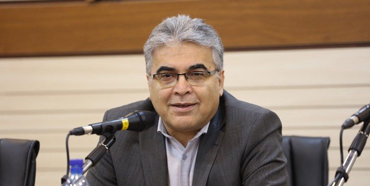 بسته حمایتی بازنشستگان نقدی است/بزودی دفترچه بیمه تامین اجتماعی در کل کشور حذف میشود