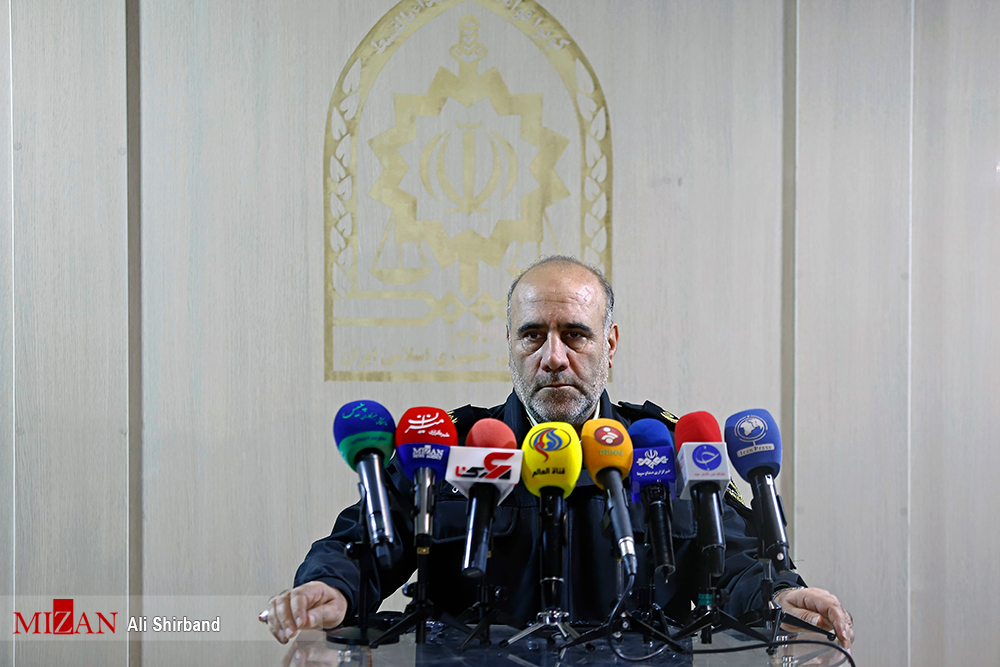 دستگیری اخلالگر بزرگ کاغذ در تهران/ احتکار ۳۰ هزار تن کاغذ دستگیری اخلالگر بزرگ کاغذ در تهران/ احتکار ۳۰ هزار تن کاغذ