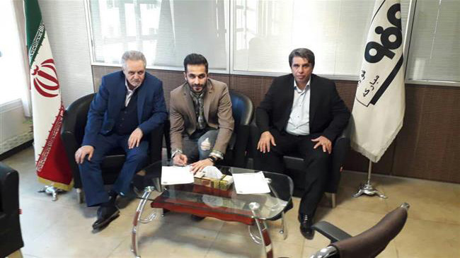 خوشحالی اینستاگرامی مهاجم جدید سپاهان + عکس خوشحالی اینستاگرامی مهاجم جدید سپاهان + عکس