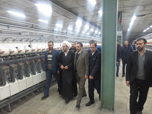 بازدید رئیس کل دادگستری آذربایجان شرقی از کارخانه سراب بافت/ تاکید بر همکاری تشکیلات قضایی برای حل مشکلات کارخانجات و کارگاه‌های تولیدی