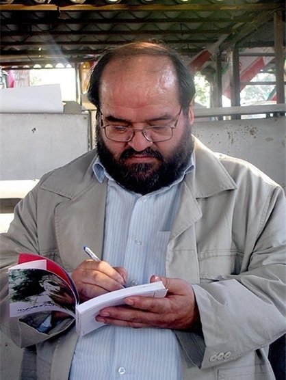 بخشهای خواندنی کتاب «دیدم که جانم میرود» بخشهای خواندنی کتاب «دیدم که جانم میرود»