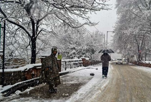 طوفان زمستانی در اروپا و آمریکا دستکم ۳۰ کشته برجای گذاشت + تصاویر طوفان زمستانی در اروپا و آمریکا دستکم ۳۰ کشته برجای گذاشت + تصاویر