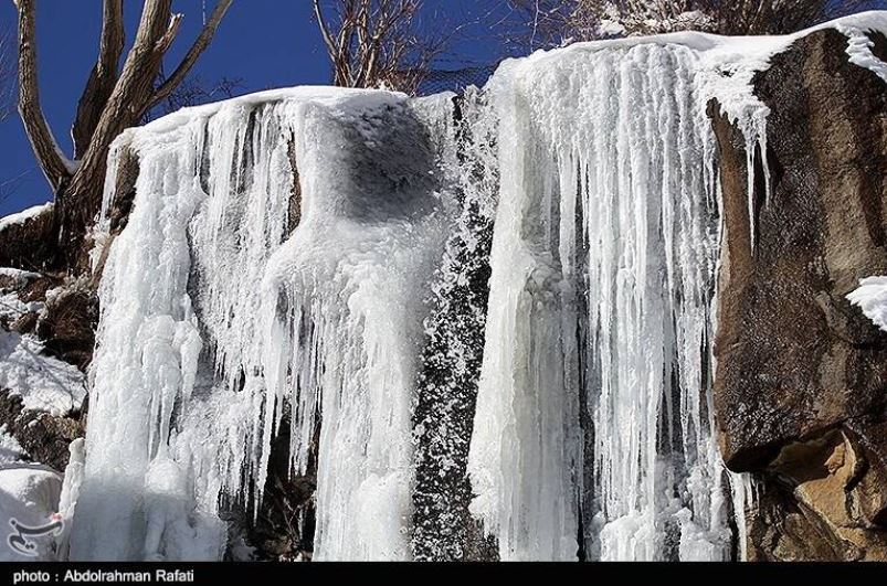 آبشار گنجنامه همدان را در زمستان ببینید +تصاویر آبشار گنجنامه همدان را در زمستان ببینید +تصاویر