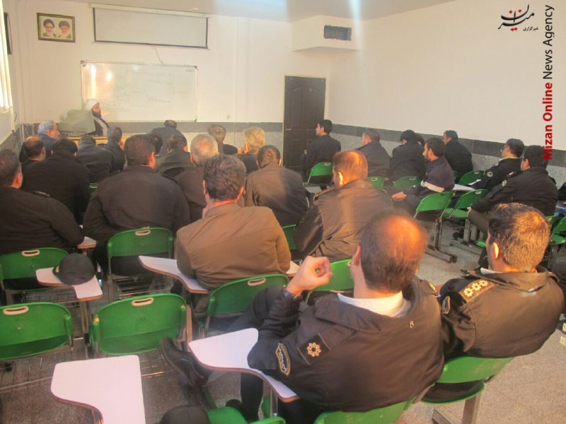 برگزاری مستمر کلاس‌های آموزشی برای ضابطین قضایی/ تاکنون بیش از ۶۰ نفر از روسای کلانتری‌ و پاسگاه‌ها این دوره‌ها را گذرانده‌اند