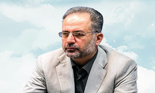 آمریکا از نظر اقتصادی لهستان را نمک‌گیر کرده است/ ایران ایستاده است و از حقوق مظلومان دفاع می‌کند