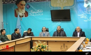 لزوم ورود دادستانها به موضوع گرانیها / خروج کالاهای اساسی هدف در سمنان فقط با مجوز کتبی امکان پذیر است