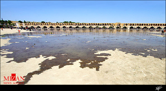 لحظه جاری شدن آب در زاینده رود