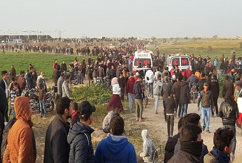 ۹۸ غیرنظامی در چهل و پنجمین راهپیمایی بازگشت زخمی شدند+ تصاویر ۹۸ غیرنظامی در چهل و پنجمین راهپیمایی بازگشت زخمی شدند+ تصاویر