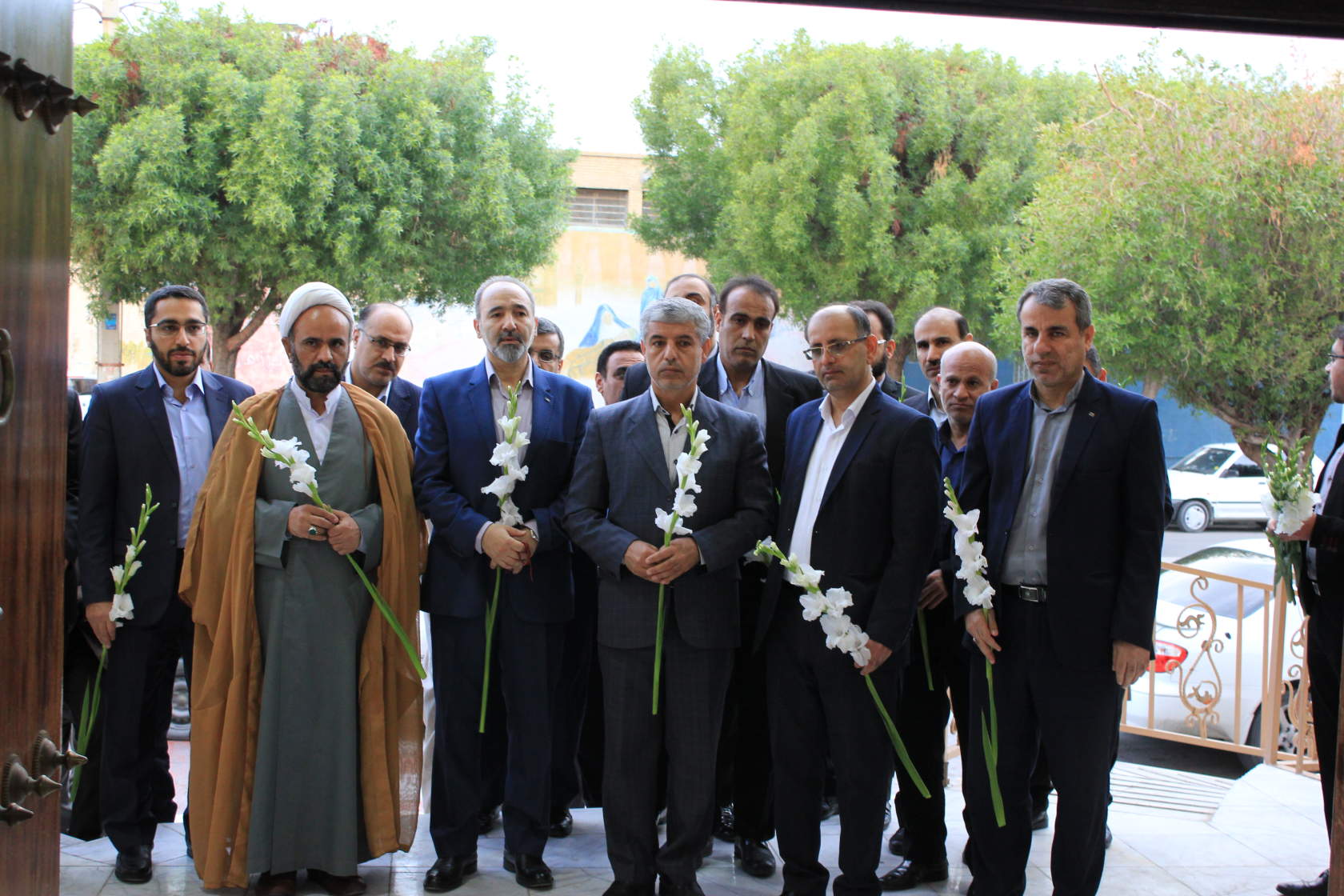 آیین تجدید میثاق دستگاه قضایی استان بوشهر با آرمان‌های امام خمینی (ره) در گلزار شهدای بوشهر