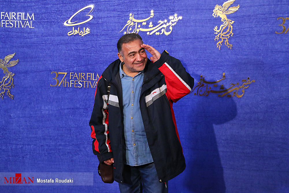 عوامل فیلم «خون خدا» روی فرش قرمز حاضر شدند عوامل فیلم «خون خدا» روی فرش قرمز حاضر شدند