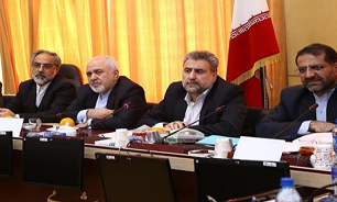 نشست کمیسیون امنیت ملی و سیاست خارجی مجلس با حضور «ظریف» برگزار شد